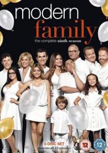 TV SERIES  - 3xDVD MODERN FAMILY - SEASON 9