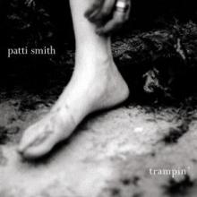 SMITH PATTI  - CD TRAMPIN' -DIGI-